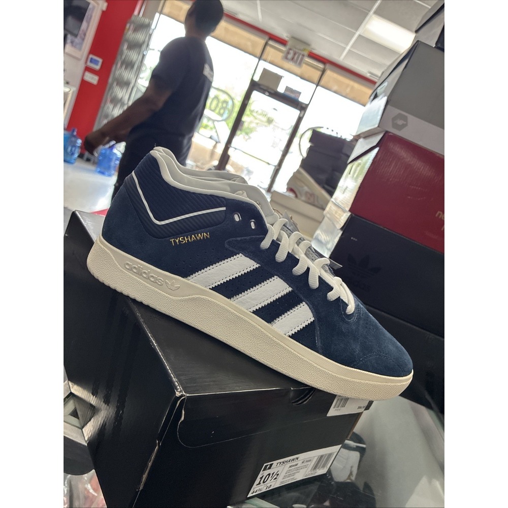 Men's adidas Tyshawn Mens Blue Sneakers Casual Shoes JR9498 SZ 10.5 New DS